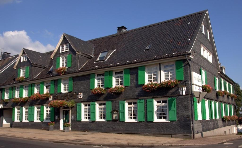 Hotel Zur Eich Wermelskirchen Exterior photo